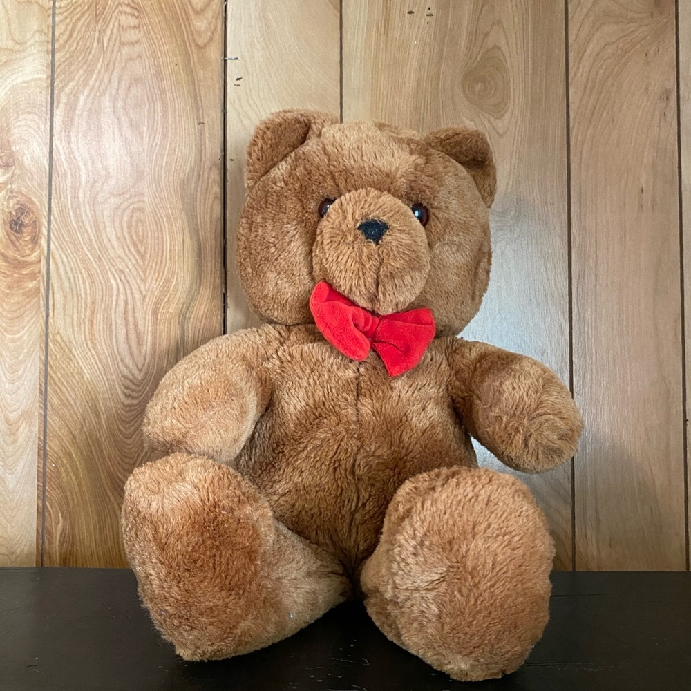 Vintage 1986 Dakin Fun Farm Honey Jo Teddy Bear Red Bowtie Tie 20" Plush Stuffed